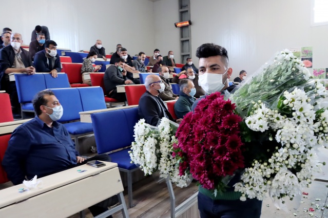 Çiçek mezatlarını "altın gün" heyecanı sardı 6