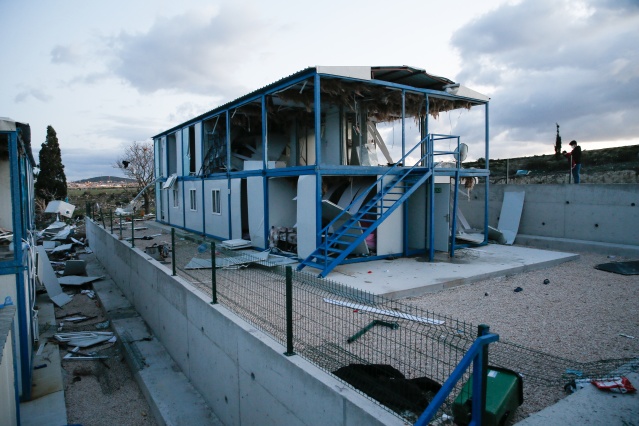 İzmir'de hortumun verdiği hasar gün aydınlanınca ortaya çıktı 22