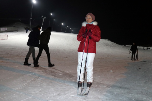 Küpkıran Kayak Merkezi'nde gece kayak keyfi 10