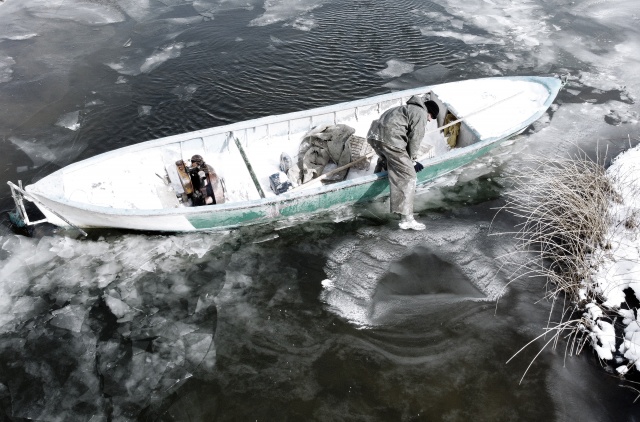 Türkiye'nin en büyük tatlı su gölü buz tuttu 6