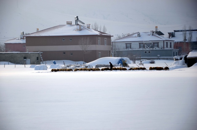 Doğu'da 450 yerleşim yerine ulaşım sağlanamıyor 4