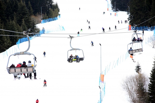 Ilgaz Dağı Kayak Merkezi'nde hafta sonu yoğunluğu yaşandı 6