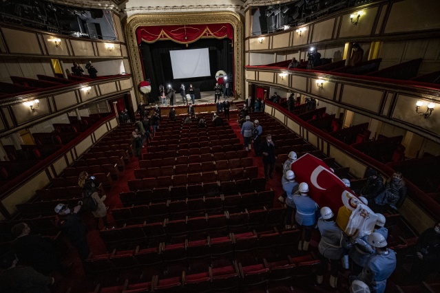 Usta oyuncu Rasim Öztekin'e veda 10