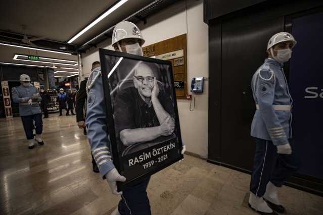 Usta oyuncu Rasim Öztekin'e veda 6