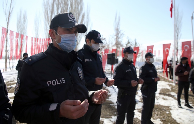 Erzurum'daki Alaca şehitleri 103. yılında törenle anıldı 2
