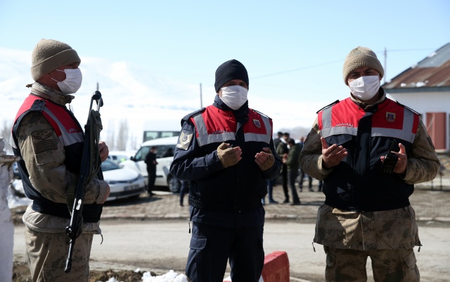 Erzurum'daki Alaca şehitleri 103. yılında törenle anıldı 4