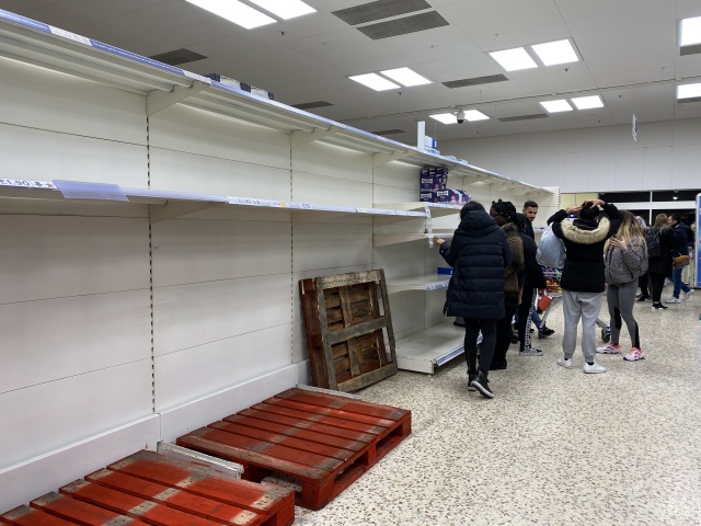 Kovid-19,  "küresel salgın" ilanının yıl dönümü 22