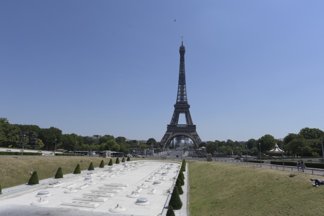 Kovid-19,  "küresel salgın" ilanının yıl dönümü 59