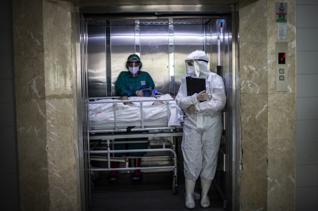 Kovid-19,  "küresel salgın" ilanının yıl dönümü 66