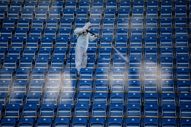 Kovid-19,  "küresel salgın" ilanının yıl dönümü 70