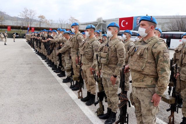 Afrin'de görev yapan komando birliği Elazığ'a döndü 9