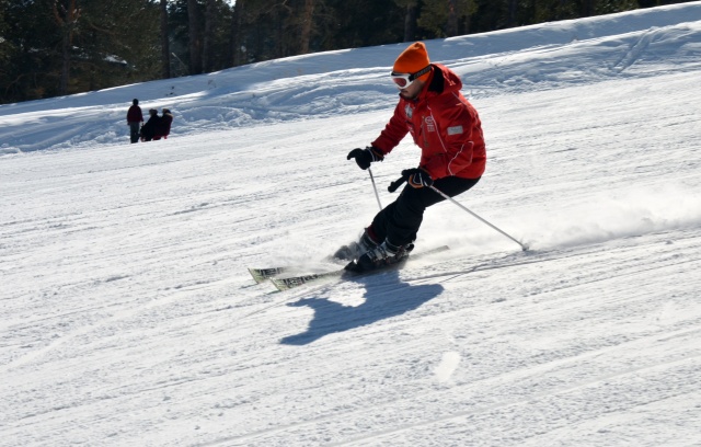 Cıbıltepe Kayak Merkezinde kayak keyfi devam ediyor 3