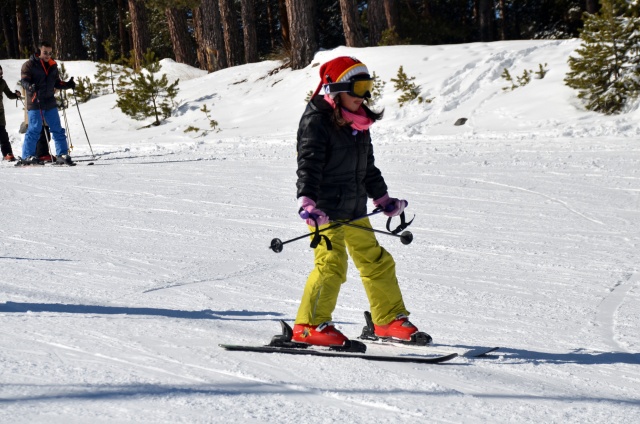 Cıbıltepe Kayak Merkezinde kayak keyfi devam ediyor 9
