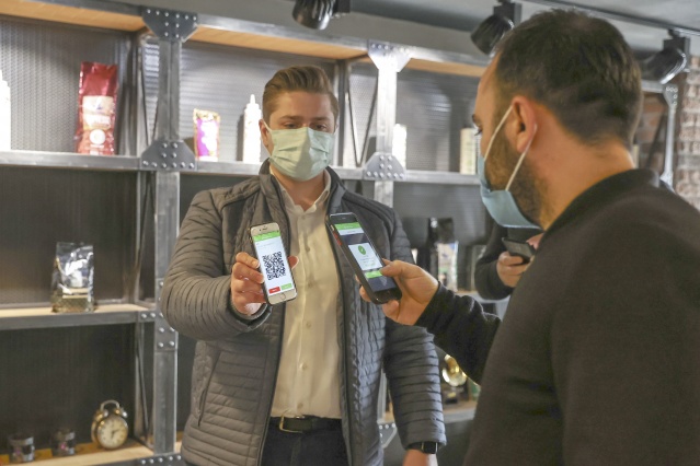 İstanbul'da,  birçok yere girişte HES kodu kontrolü başladı 3