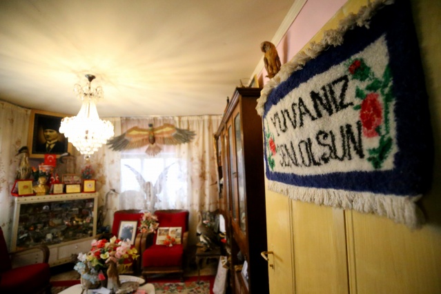 Kırklareli'nde "kuşçu dayı" olarak bilinen tahnit ustası,  61 yılda bine yakın hayvanı doldurdu 5