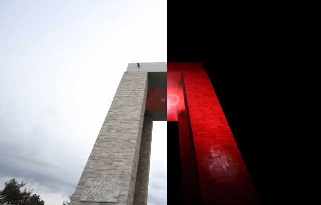 Çanakkale Şehitler Abidesi'nde gece-gündüz aynı karede 1