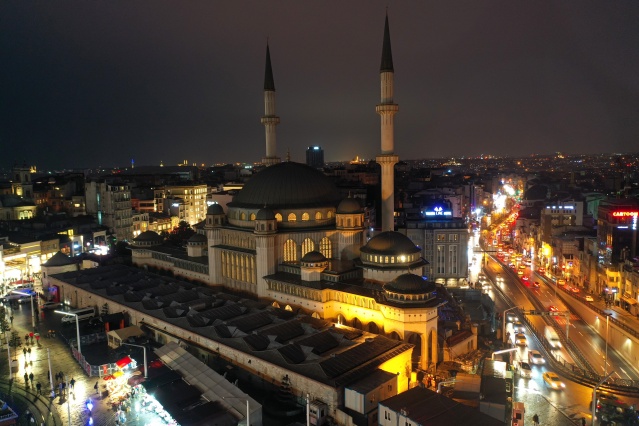 Taksim Cami Ramazan'da açılacak 4