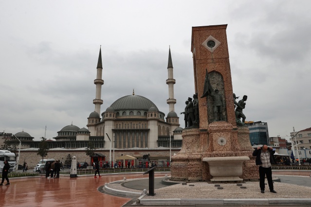Taksim Cami Ramazan'da açılacak 24