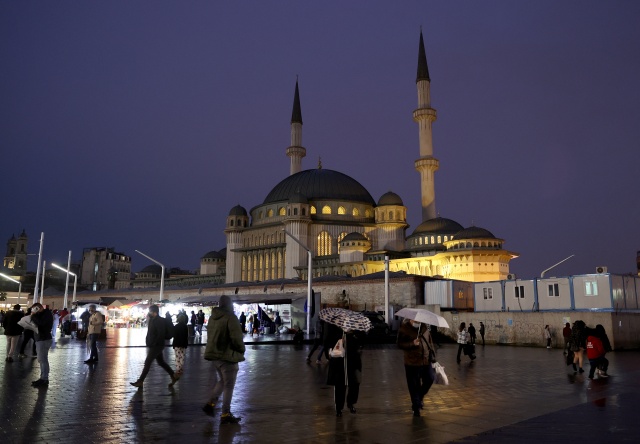 Taksim Cami Ramazan'da açılacak 21
