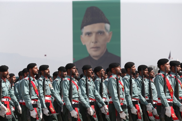 Pakistan Milli Günü'nde askeri geçit töreni 7