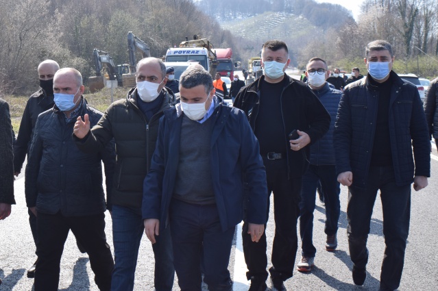 Düzce-Zonguldak yolunda çökme 2