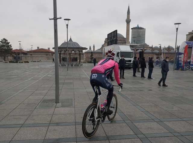 26. Uluslararası Mevlana Bisiklet Turu Konya'da başladı 2