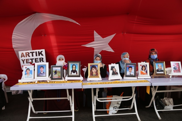 Diyarbakır anneleri evlatlarına "teslim ol" çağrısında bulundu 5
