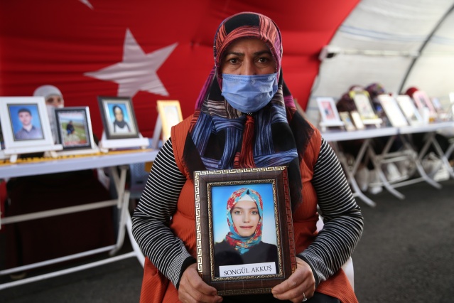 Diyarbakır anneleri evlatlarına "teslim ol" çağrısında bulundu 6