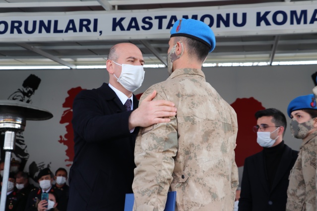 İçişleri Bakanı Soylu: Jandarmamız şiddet mağduru kadınlarımızı da korur,  Afganistan'da Libya'da da görev yapar 7