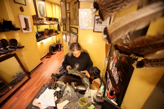 Beyoğlu'ndan Hollywood'a el yapımı kovboy çizmesi 4