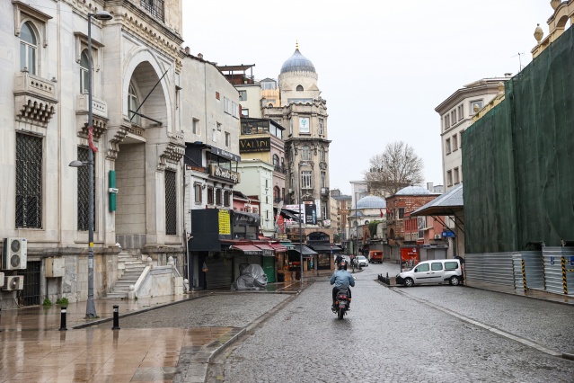 İstanbul'da sokağa çıkma kısıtlaması 16