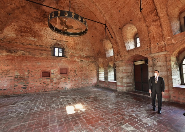 Tarihi Esgher Sinagogu restore edilerek kütüphane oluyor 5