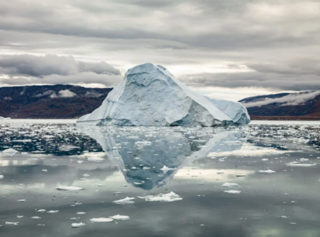 Grönland hızla eriyor: Son 2 günde 17 milyar ton buzul yok oldu 5