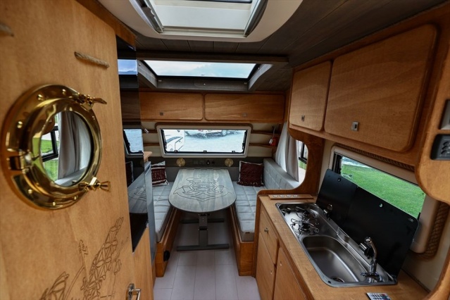 Tatilcilerin yeni gözdesi karavanda üreticiler talebe yetişemiyor 4