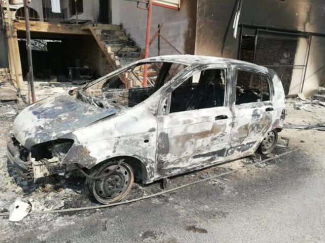 Küllerin arasından topladılar: Yangından geriye kalanlar 8