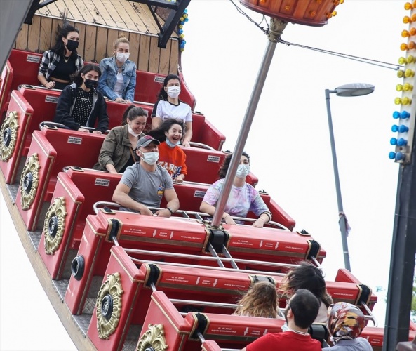 İstanbul'da kısıtlamasız ilk cumartesi 17