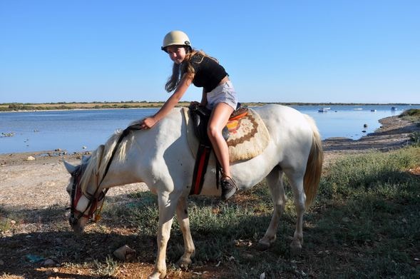 Turistlerden atlı safari turuna büyük ilgi 2