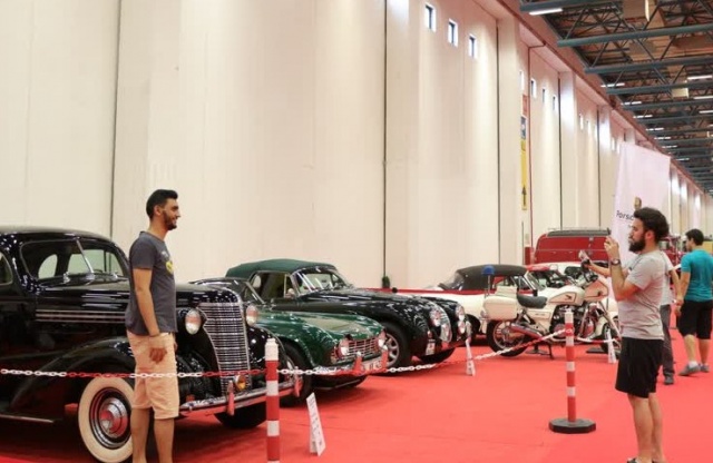 En değerli ve en eski klasik araçlar görücüye çıktı 15