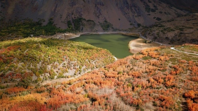 Nemrut Krater Gölü'nden sonbahar manzaraları 10