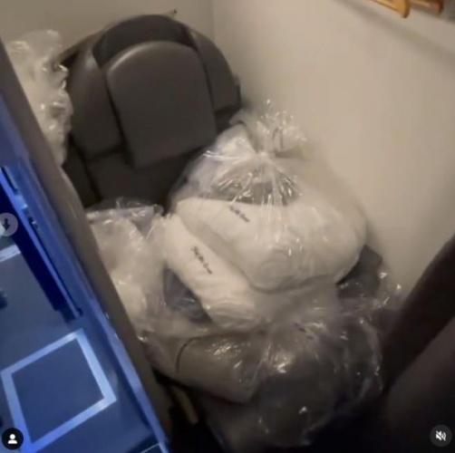 Yolcuların aklına bile gelmez! İşte uçaklarda kimsenin bilmediği bölme 5