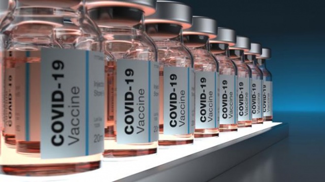 55 yaşındaki felçli adam,  koronavirüs aşısı yaptırdıktan sonra yürümeye başladı 9