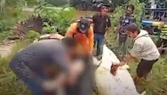 Dev timsah 8 yaşındaki çocuğu yuttu! 4