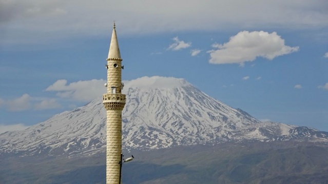 'Türkiye'nin çatısı' Ağrı Dağı manzarasıyla büyülüyor 2