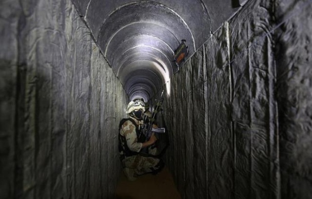 İsrail'in yok etmek için var gücüyle bombaladığı Hamas'ın tünelleri ilk kez görüntülendi 4