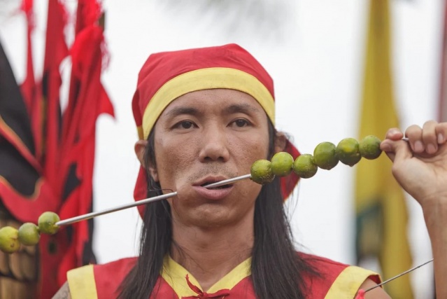 Dünyanın en korkunç festivali: Bakmak bile cesaret istiyor! 1