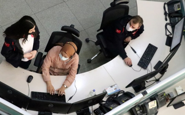 Çocuğunu uyutamayan da derdini paylaşmak isteyen de 112'yi arıyor 8