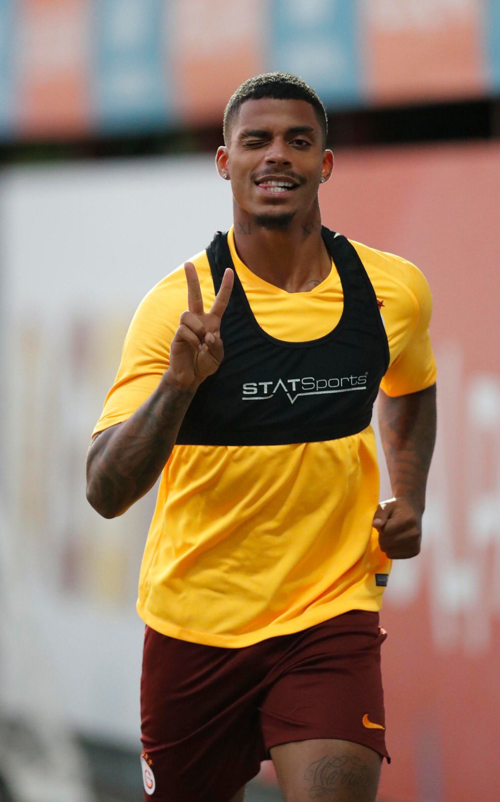 Galatasaray'da yeni transferler ilk antrenmanlarına çıktı