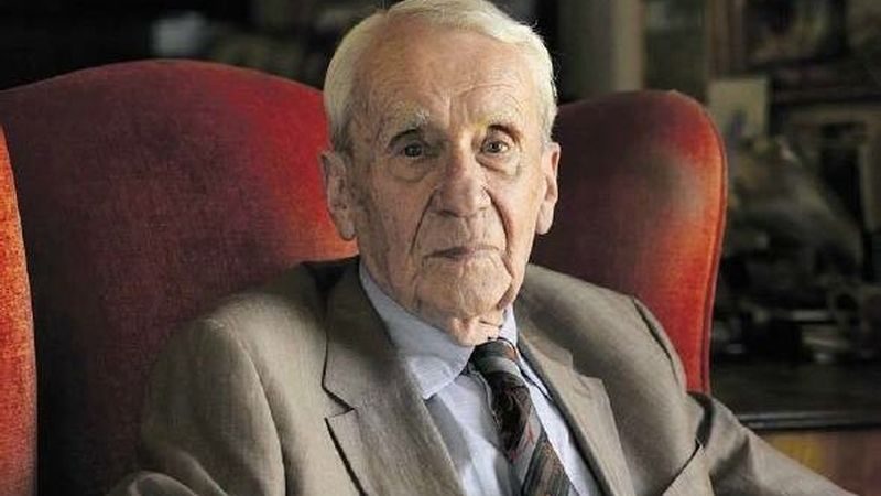 CHRİSTOPHER TOLKİEN KİMDİR?