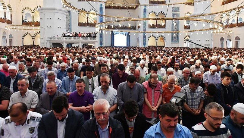 Cuma namazı bugün kılınacak mı? Cuma namazı iptal edilecek mi?