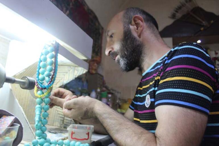 El emeği tespihlerin değeri dudak uçuklattı